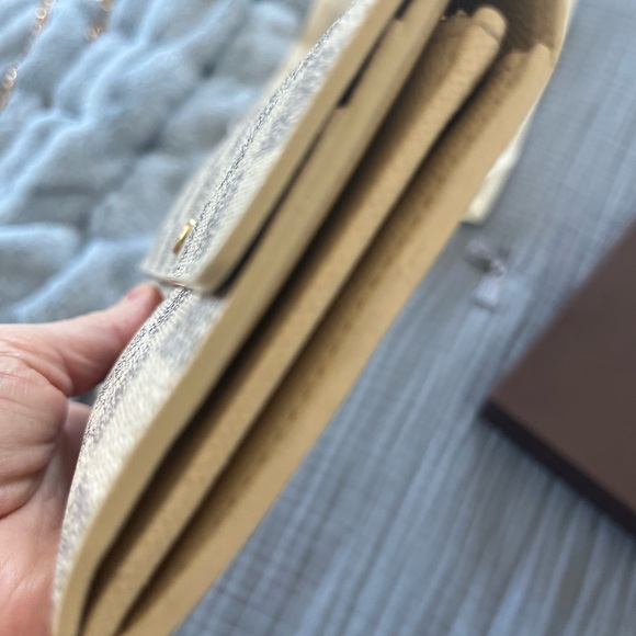 Louis Vuitton Sarah Azur Wallet - Picture 12 of 15